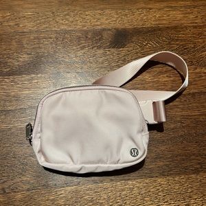 RARE Lululemon Everywhere Belt Bag Misty Pink